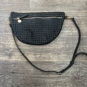 ❤️🔥Clare V. - Black Woven Grande Fanny Crossbody Bag - OS
